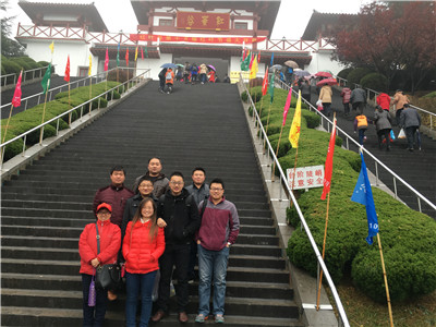 紅葉谷我們來了！--記泰安海數(shù)機(jī)械制造有限公司員工2015年濟(jì)南紅葉谷之旅